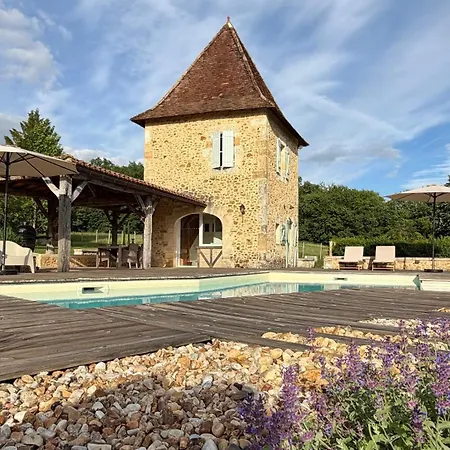 Casa vacanze Pigeonnier Met Prive Zwembad Op Ons Domein Le Verdurier Douville