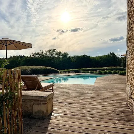 Casa vacanze Pigeonnier Met Prive Zwembad Op Ons Domein Le Verdurier Douville