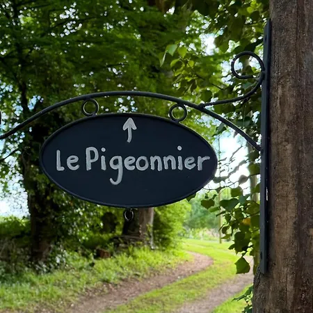 度假居 Pigeonnier Met Prive Zwembad Op Ons Domein Le Verdurier